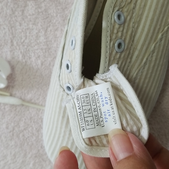 Keds Sneakers Size 6 Like New - Picture 5 of 8